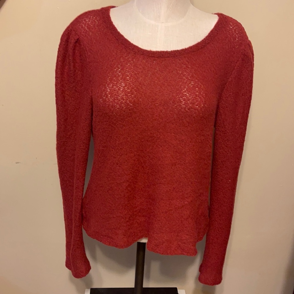Shear light weight sweater
